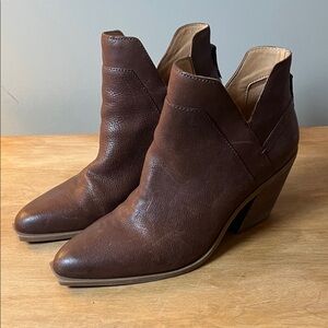 Crown Vintage Western Stavie Cowgirl Brown Ankle Boots Size 11